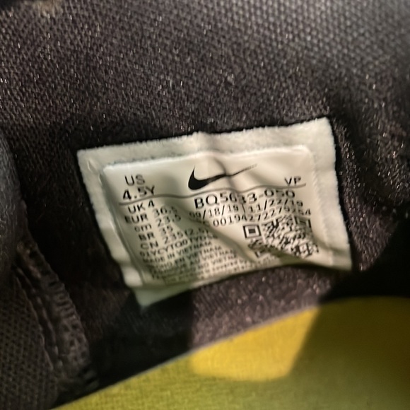 Nike Freak 1 (GS 4.5Y) Antetokounmpo - Picture 5 of 5